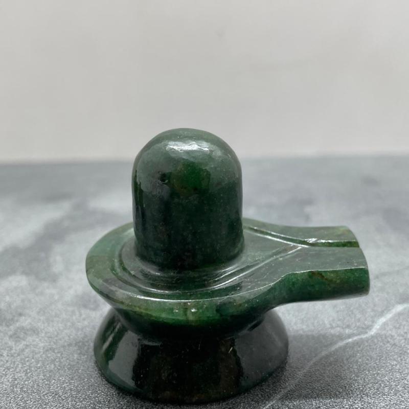 Shivaratri Special Pacche Linga Green Crystal – Sacred Shiva Linga for Pooja | Locate Us Store